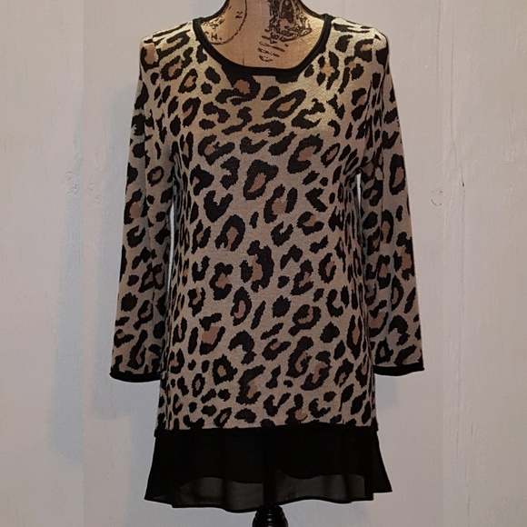 ⚠️SOLD⚠️Black Cheetah Print Pullover Sweater - Picture 3 of 6